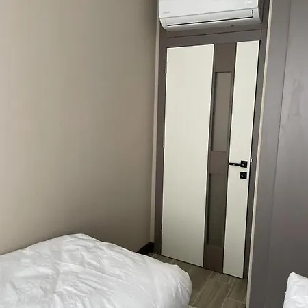 Ta Maison Brugge Апартаменты *
